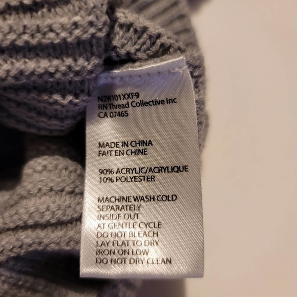 Numero Gray Knit Sweater - Picture 7 of 8